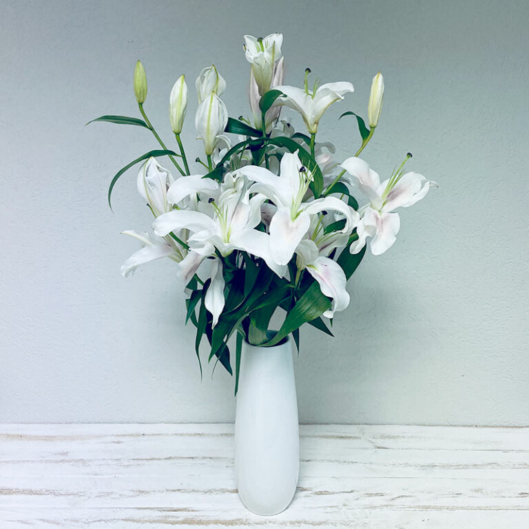 Bouquet De Lys Oriental Blanc Plus De Fleurs