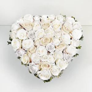 coussin coeur roses blanches