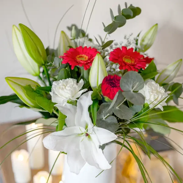 Amour de lys bouquet champêtre rouge et blanc