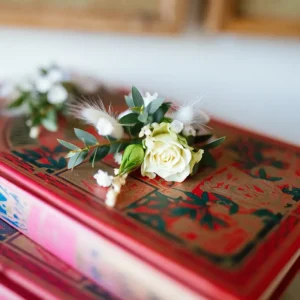 boutonnière mariage blanc