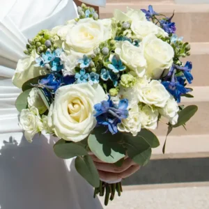 mariage bleu bouquet de la mariée